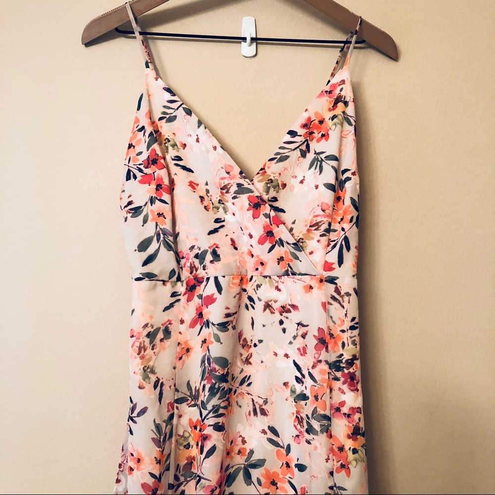 LuLu’s Dress Long Floral Gown Size L - Picture 3 of 12
